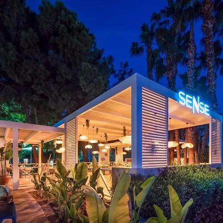 Rixos Downtown - The Land Of Legends Access 5* Antalya