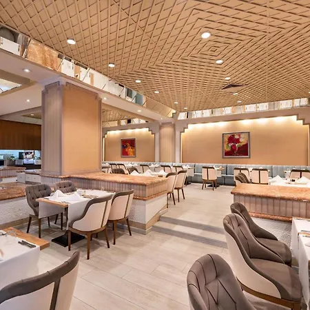 Rixos Downtown - The Land Of Legends Access 5* אנטליה