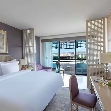 Hotel Rixos Downtown - The Land Of Legends Access