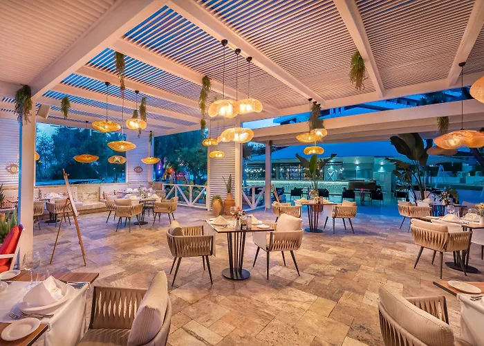 Hotel Rixos Downtown - The Land Of Legends Access